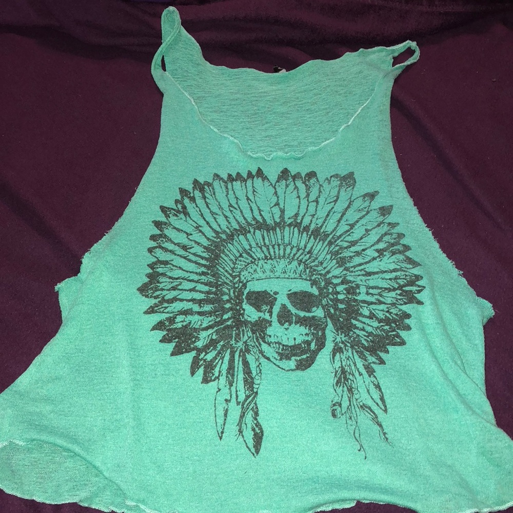 Super soft tank with muscle tee holes